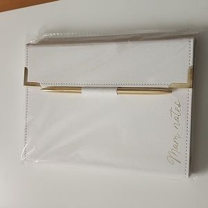 Brand new  Mom Notes Joural Notebook & Pen holder set